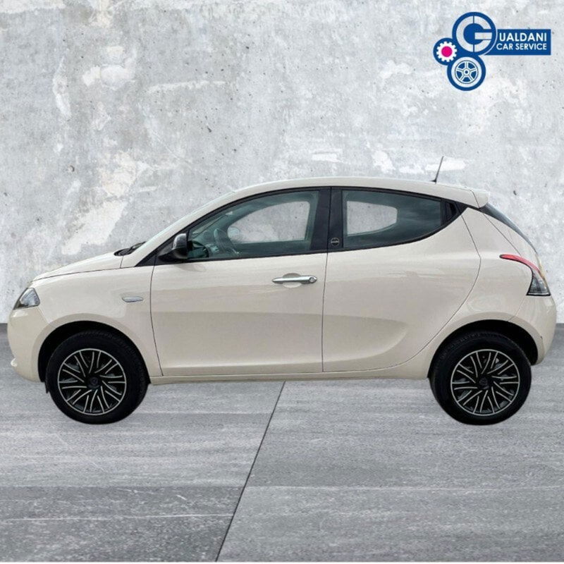 Lancia Ypsilon 0.9 TwinAir 5 porte Metano Ecochic Gold