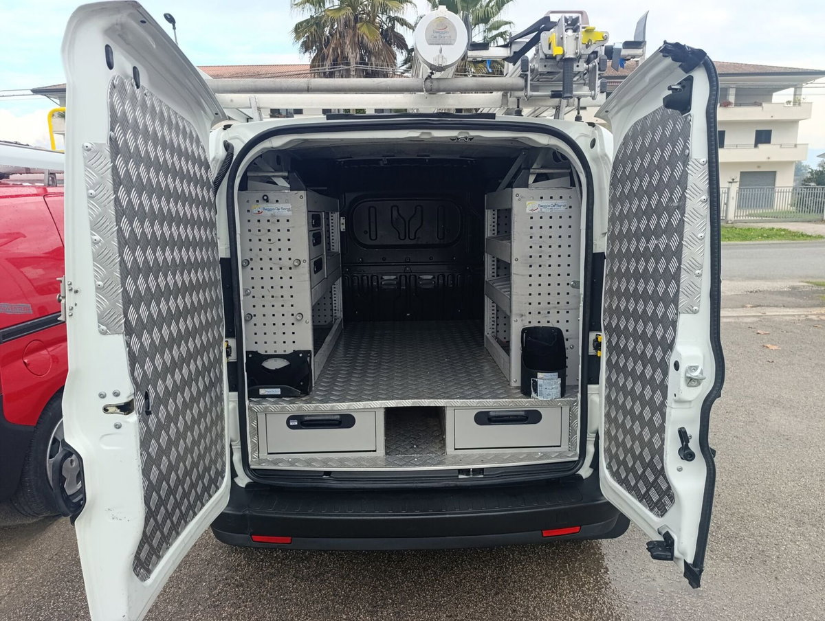 Fiat Doblò work-up 1.6 mjt 105cv Lounge (4)