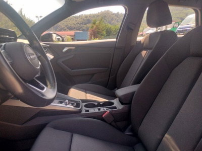 Audi A3 Sportback 30 TDI S tronic Business (12)