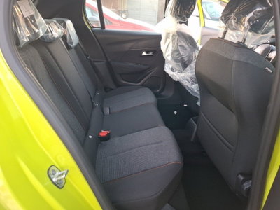 Peugeot 208 1.2 hybrid Style 110cv e-dcs 6 (19)