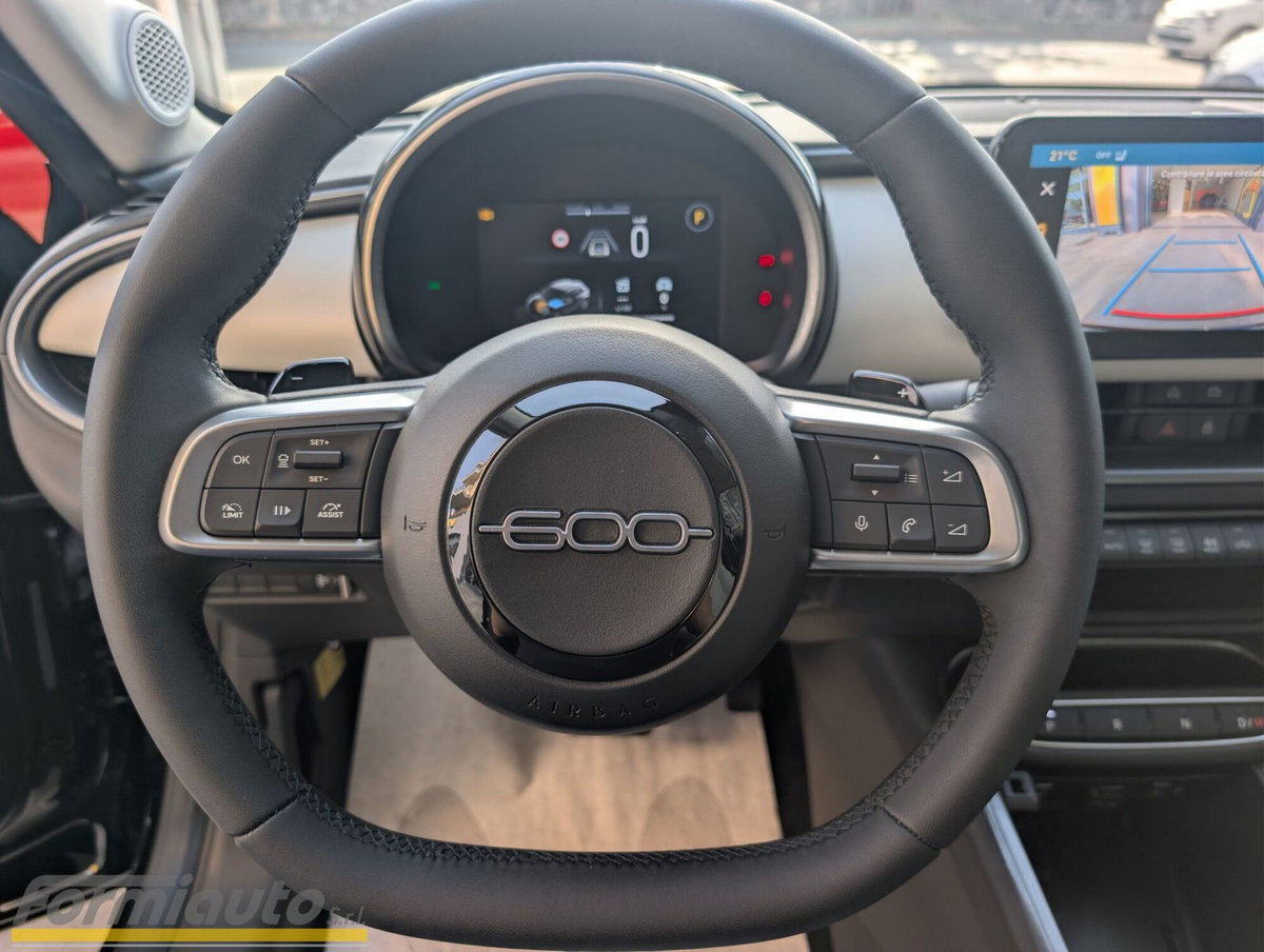 Fiat 600 1.2 hybrid La Prima 110cv auto (18)