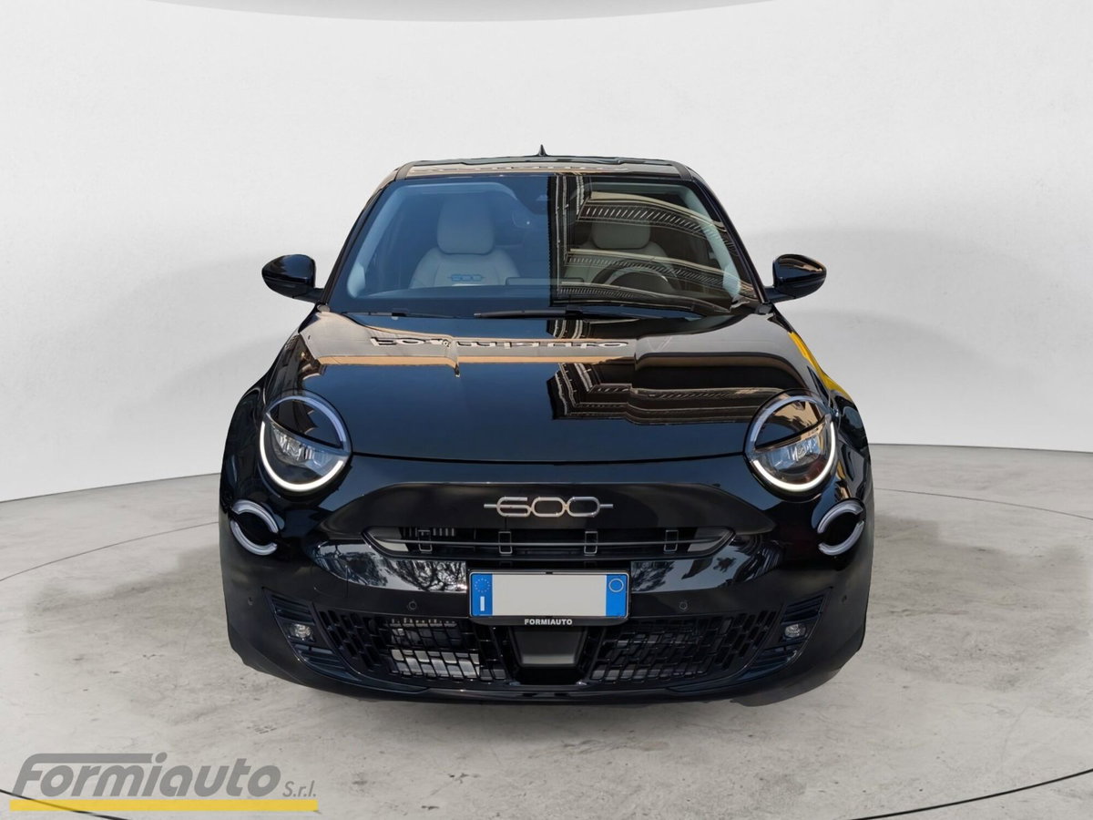 Fiat 600 1.2 hybrid La Prima 110cv auto (2)