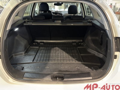 Kia cee'd Sport Wagon 1.6 GDI SW Active (15)