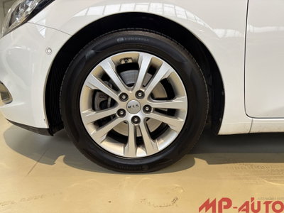 Kia cee'd Sport Wagon 1.6 GDI SW Active (8)