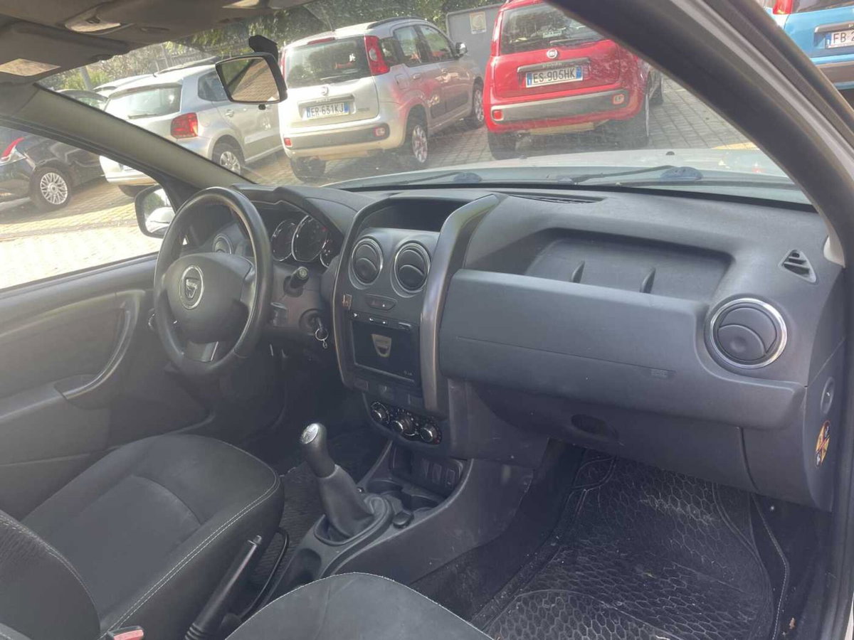 Dacia Duster 1.6 110CV 4x2 GPL Lauréate (10)