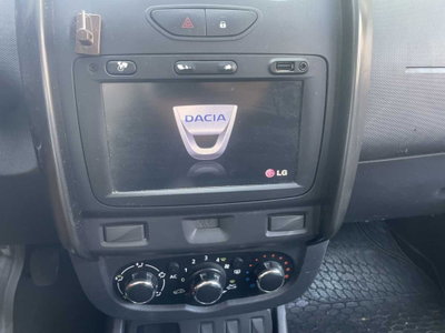 Dacia Duster 1.6 110CV 4x2 GPL Lauréate (12)