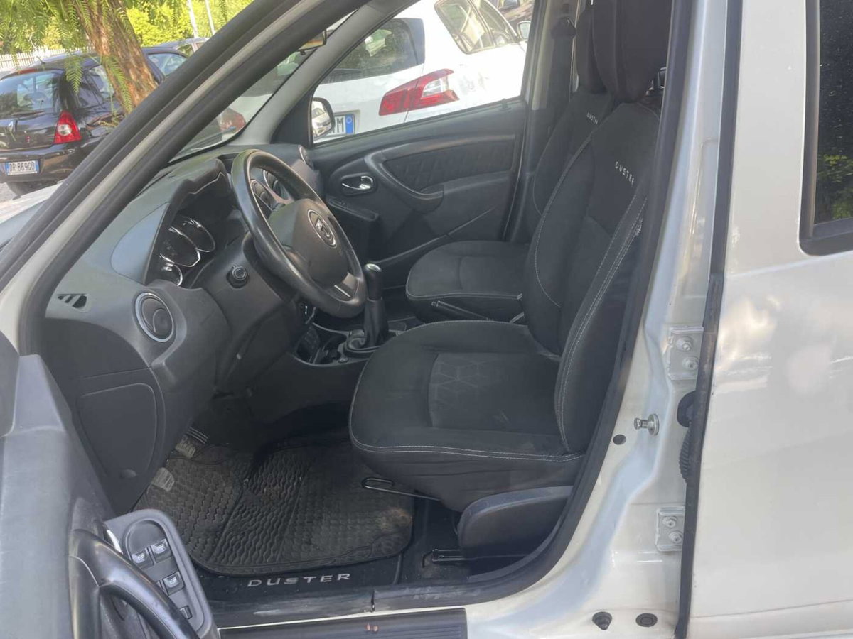 Dacia Duster 1.6 110CV 4x2 GPL Lauréate (7)