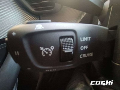 Peugeot 2008 PureTech 100 S&S Allure (15)