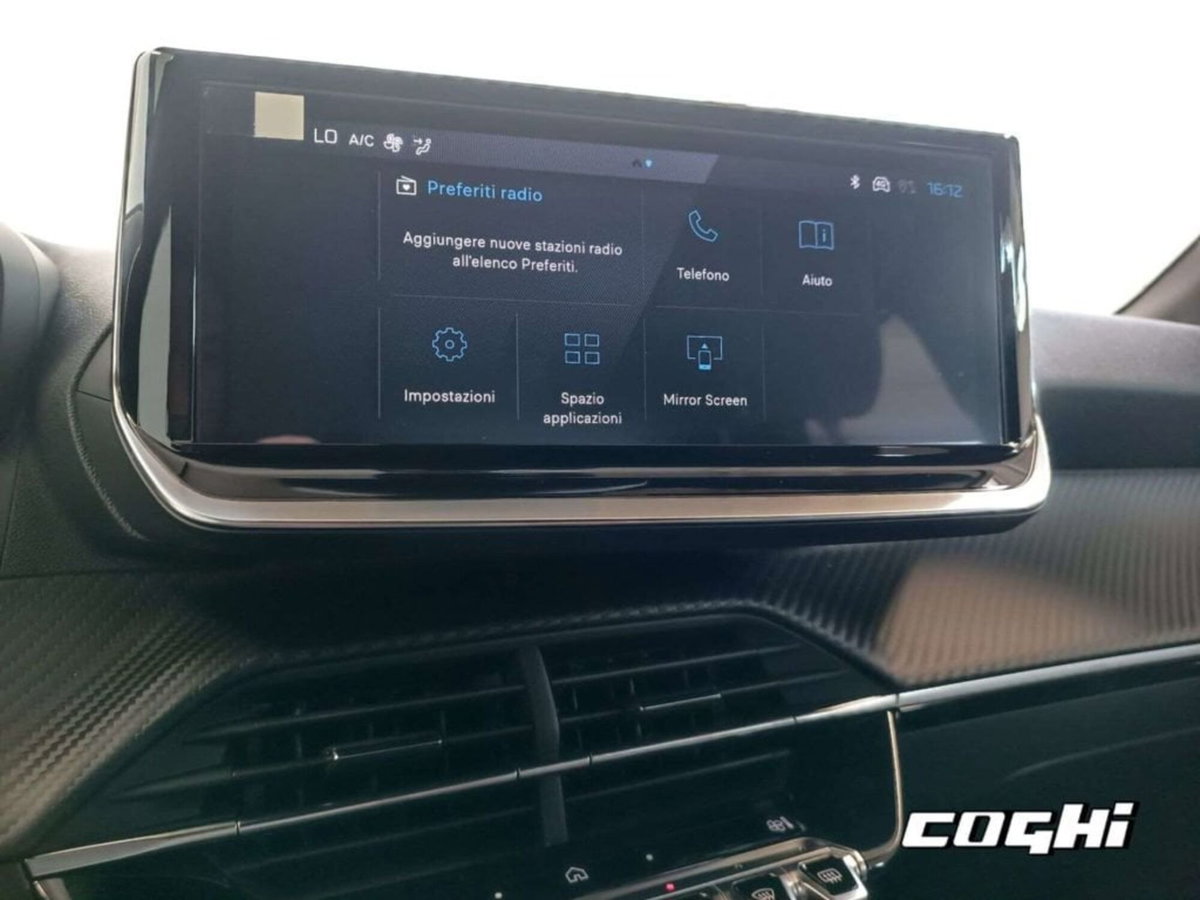 Peugeot 2008 PureTech 100 S&S Allure (19)