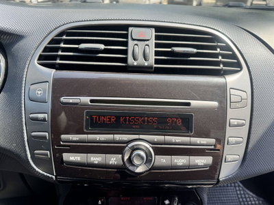 Fiat Bravo 1.6 MJT 120 CV DPF Emotion (16)