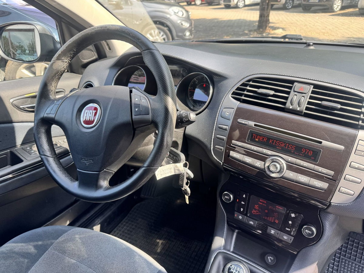 Fiat Bravo 1.6 MJT 120 CV DPF Emotion (8)