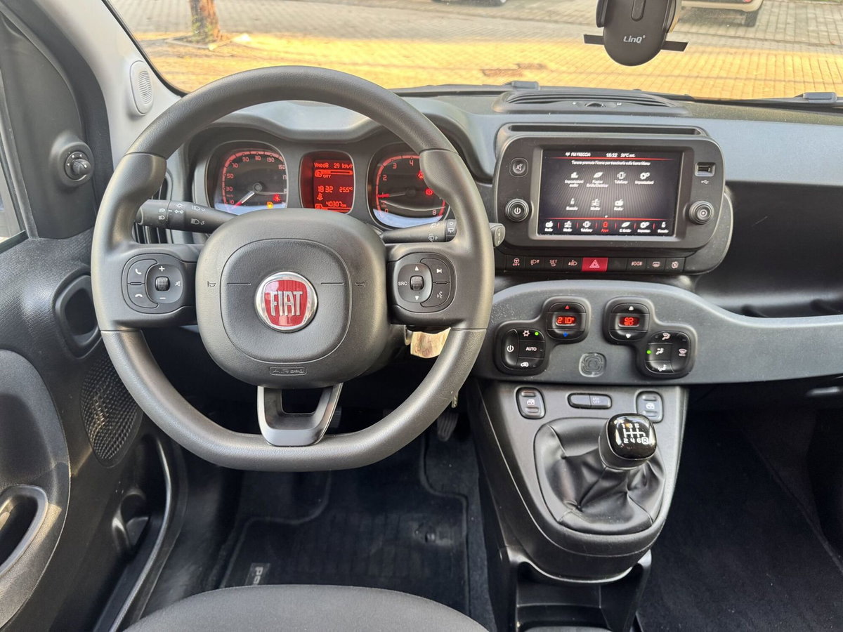 Fiat Panda 1.0 FireFly S&S Hybrid City Cross (10)