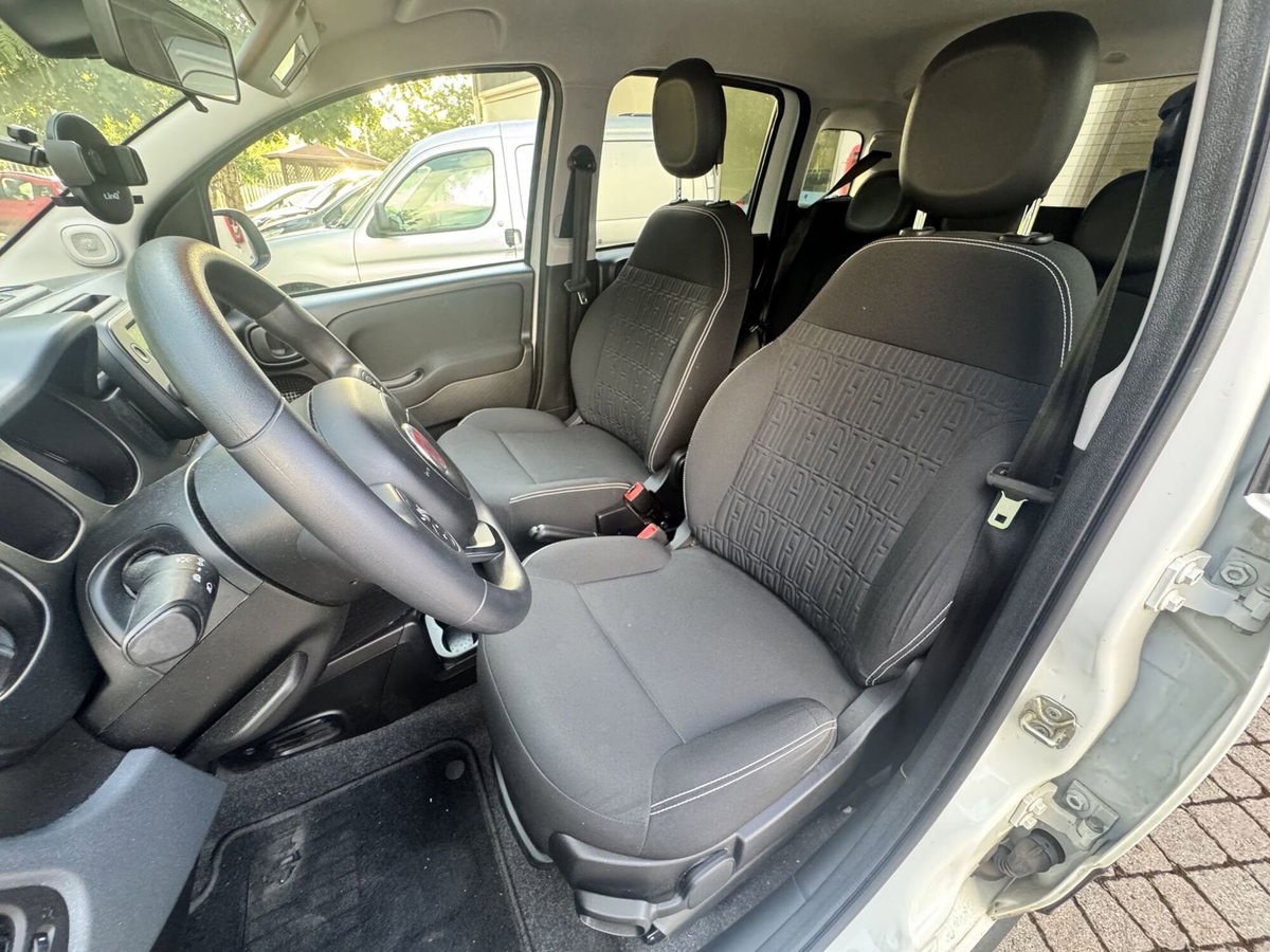 Fiat Panda 1.0 FireFly S&S Hybrid City Cross (8)