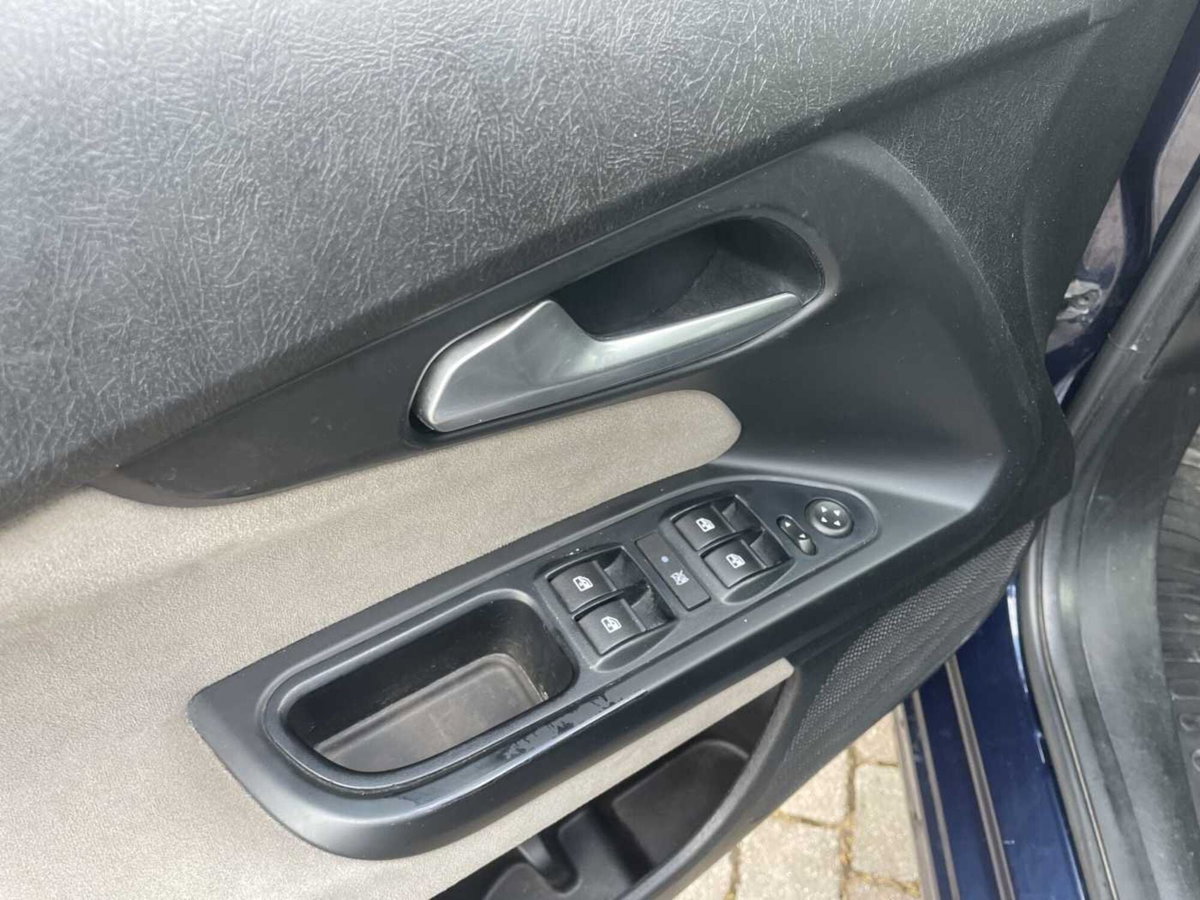 Fiat Tipo Station Wagon Tipo 1.6 Mjt S&S SW Lounge (8)