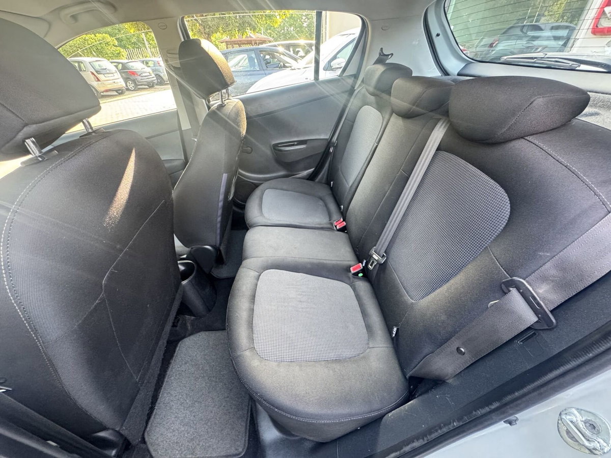 Hyundai i20 1.2 3p. Classic (10)