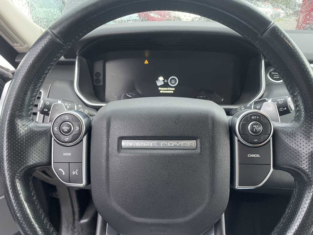 Land Rover Range Rover Sport 3.0 SDV6 SE (7)