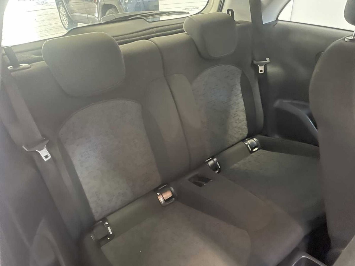 Opel Adam 1.2 70 CV Jam (11)