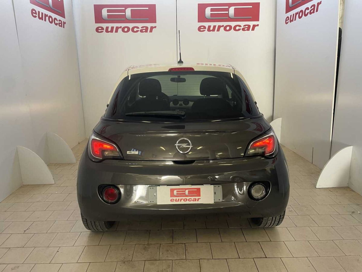 Opel Adam 1.2 70 CV Jam (4)