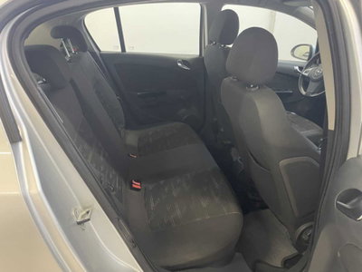 Opel Corsa 1.2 5 porte Cosmo (7)