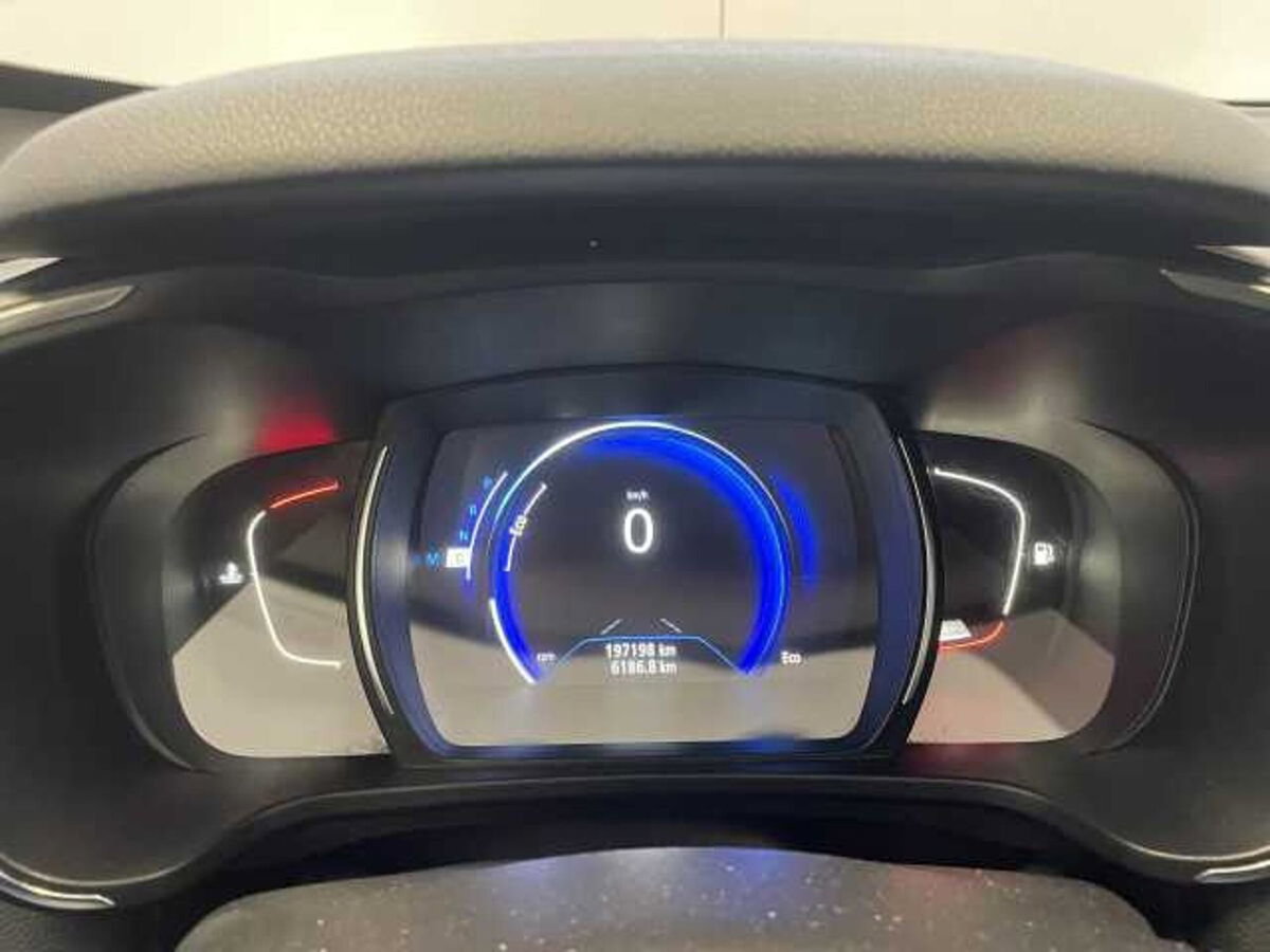 Renault Kadjar 8V 110CV EDC Energy Intens (8)