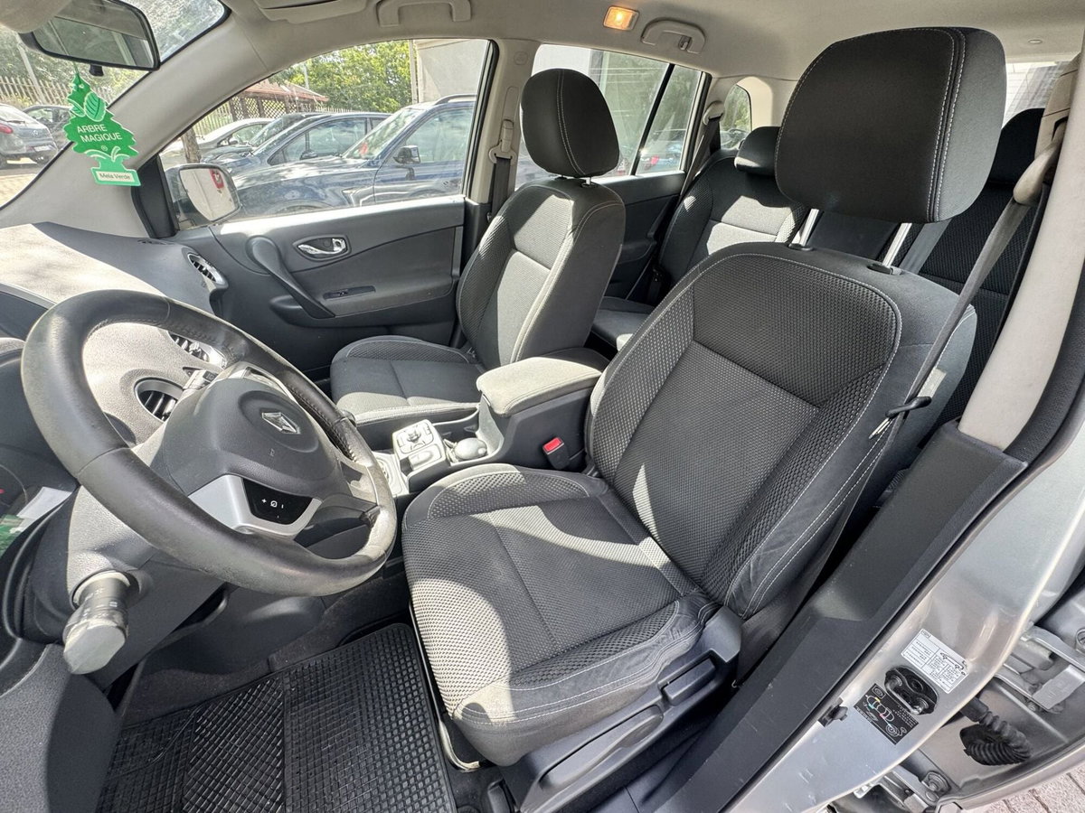 Renault Koleos 2.0 dCi 150CV 4X4 Dynamique ESM (12)