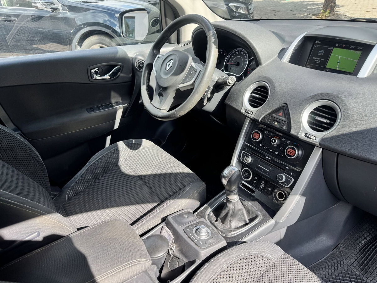 Renault Koleos 2.0 dCi 150CV 4X4 Dynamique ESM (18)