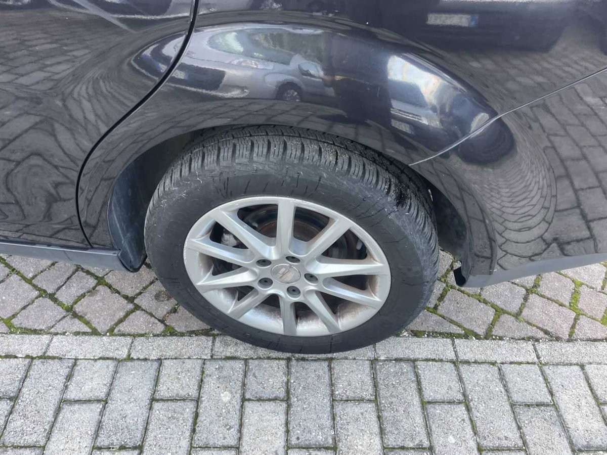 SEAT Altea 2.0 TDI CR DPF DSG Style (8)