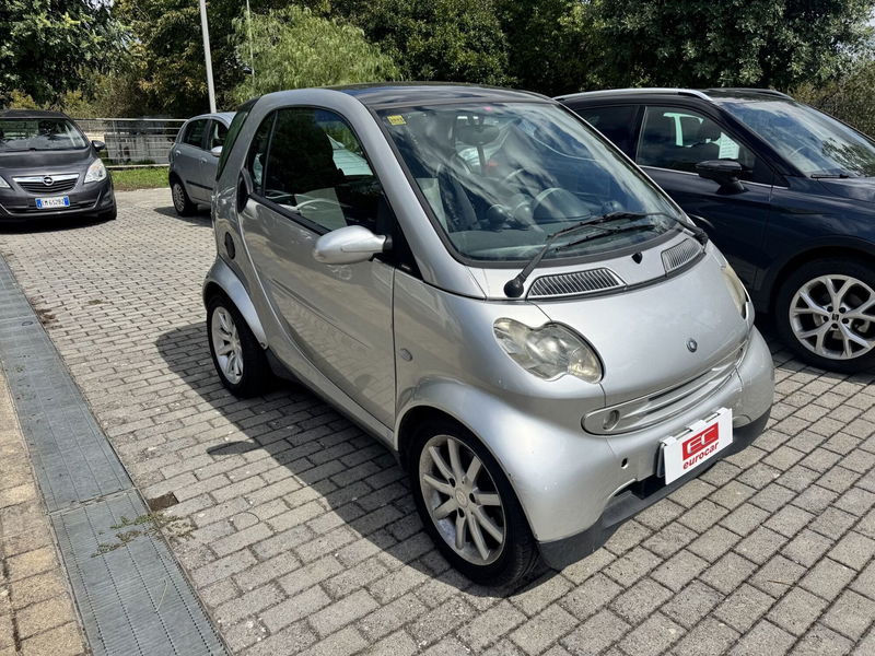 smart Fortwo 700 coupé passion (45 kW)