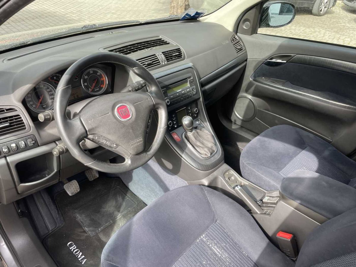 Fiat Croma 1.9 Multijet Emotion (12)
