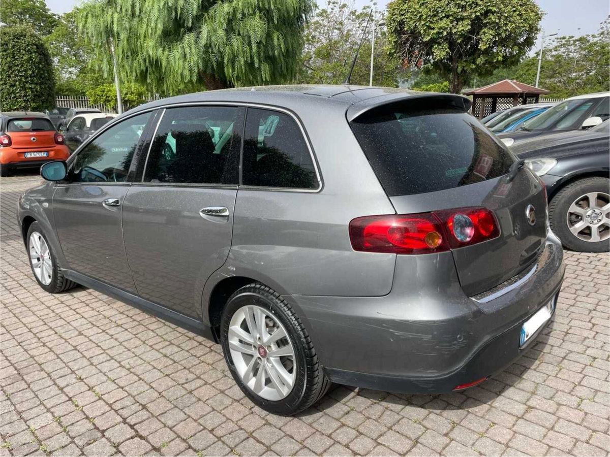 Fiat Croma 1.9 Multijet Emotion (5)