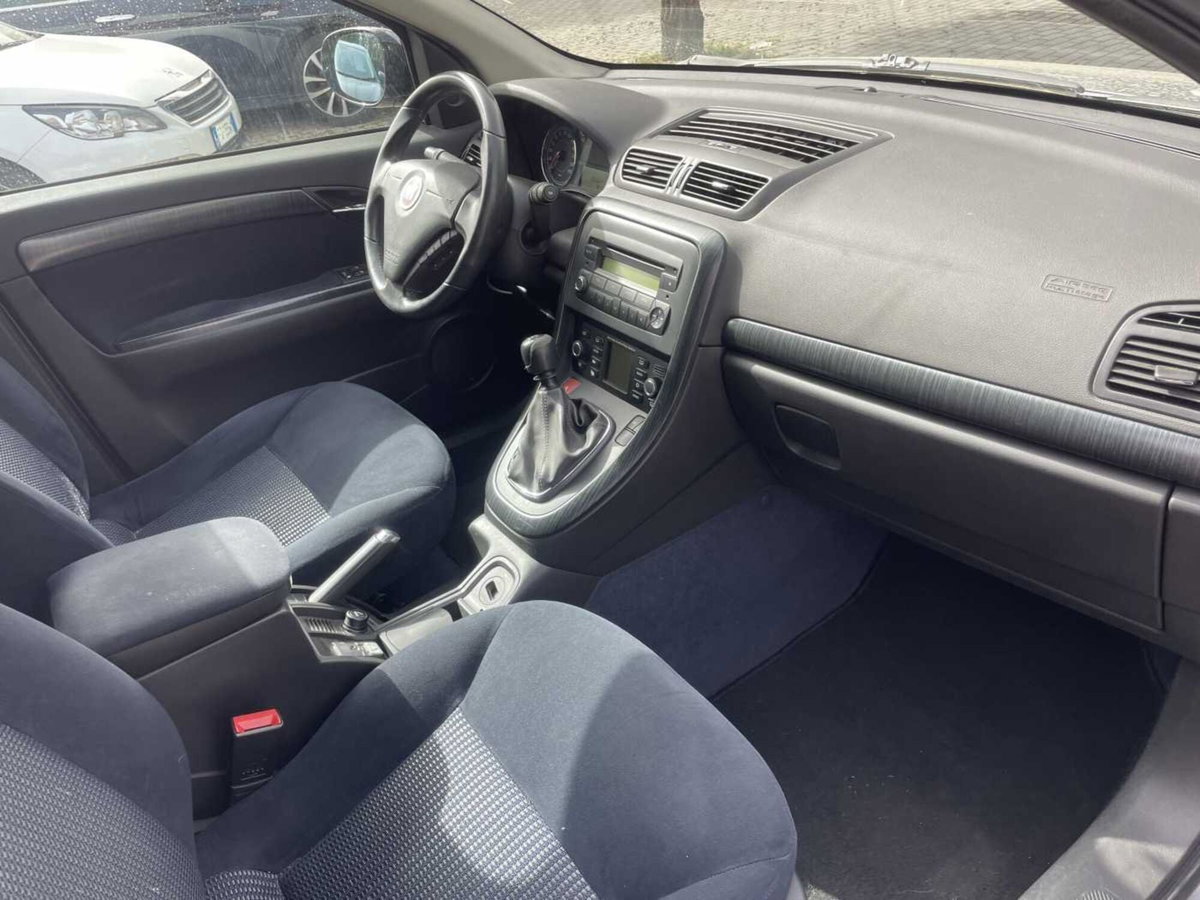 Fiat Croma 1.9 Multijet Emotion (7)