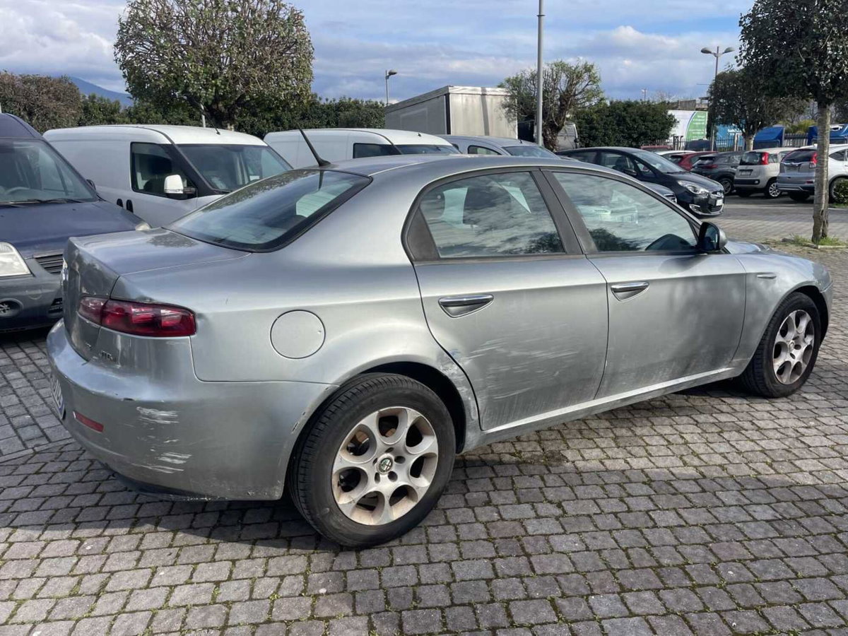 Alfa Romeo 159 1.9 JTDm 16V Progression (3)