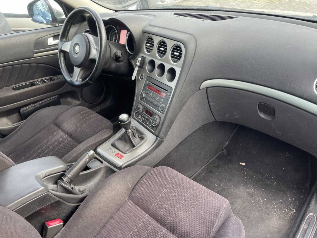 Alfa Romeo 159 1.9 JTDm 16V Progression (7)