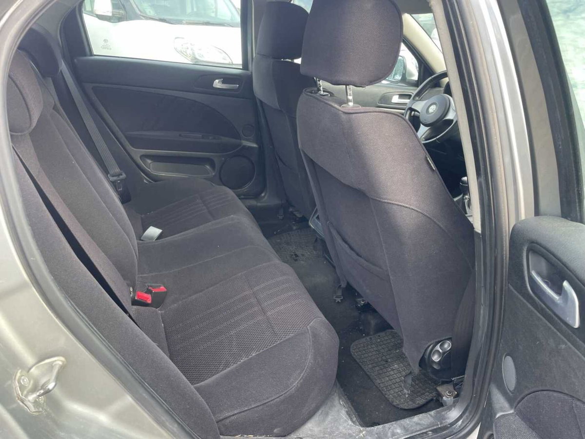Alfa Romeo 159 1.9 JTDm 16V Progression (8)