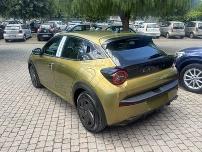 Lancia Ypsilon 1.2 mhev 110cv e-dct (3)