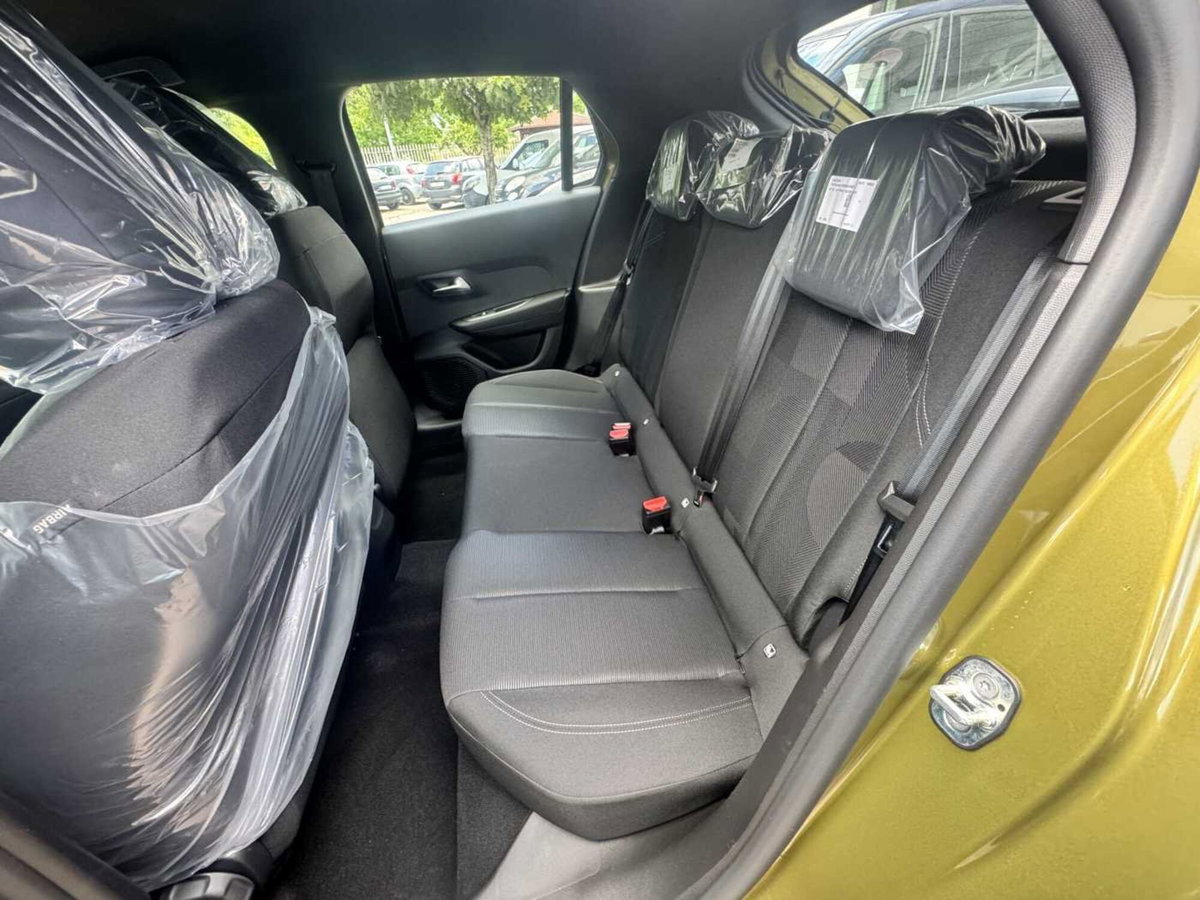 Lancia Ypsilon 1.2 mhev 110cv e-dct (8)