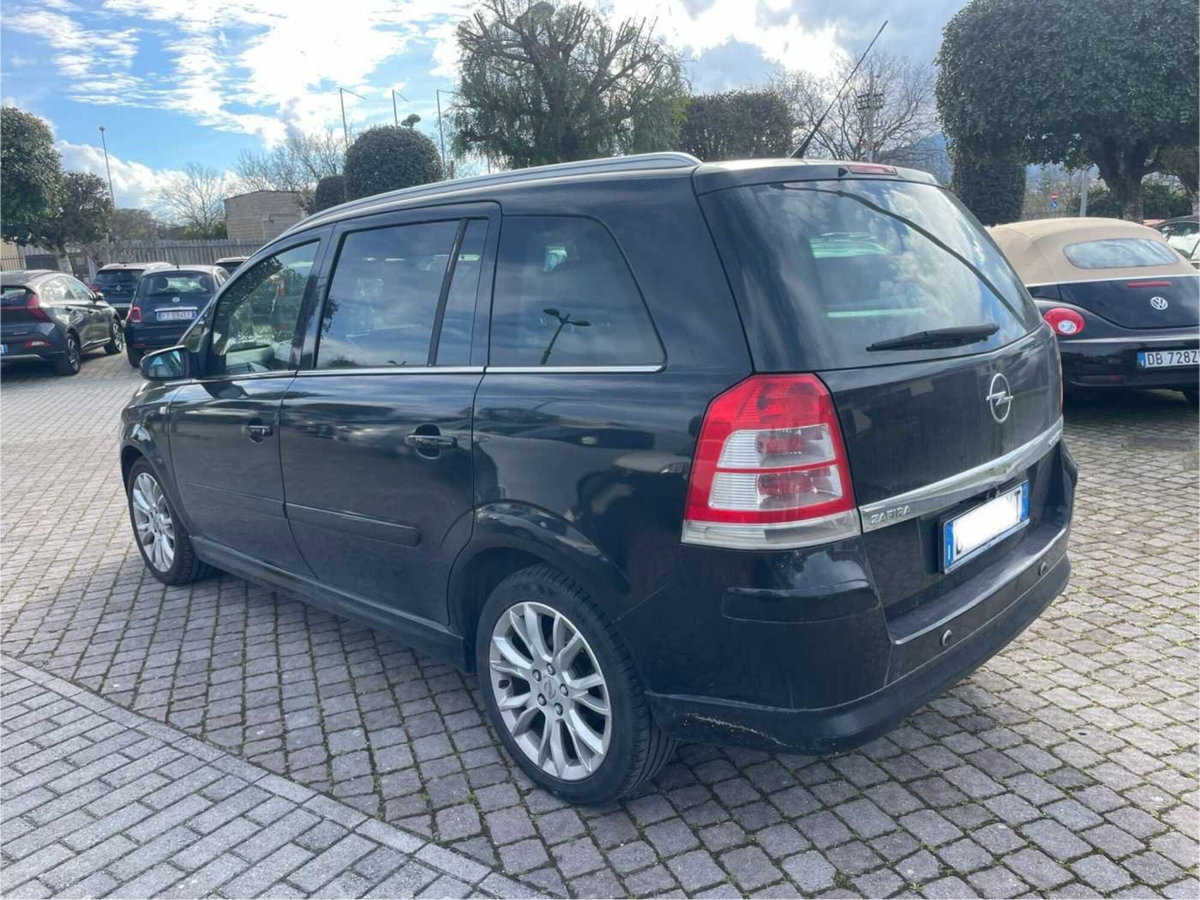Opel Zafira 1.6 16V ecoM 150CV Turbo Cosmo (4)