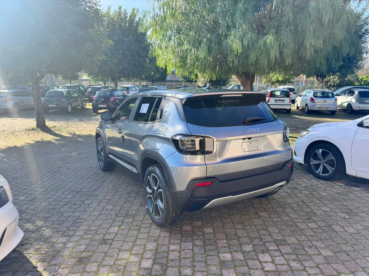 Jeep Avenger 1.2 turbo Summit fwd 100cv (5)