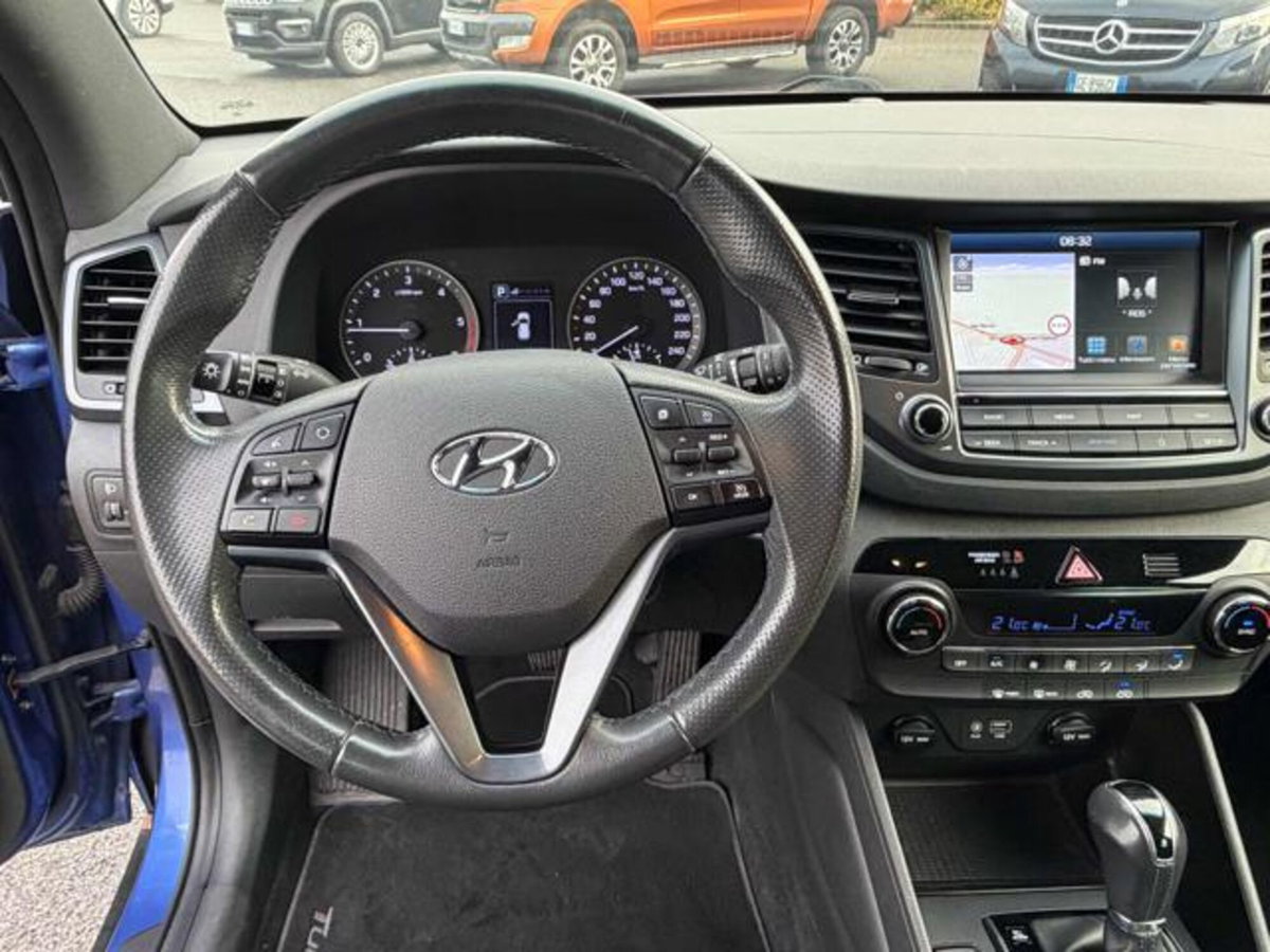 Hyundai Tucson 2.0 CRDi 4WD aut. Comfort (17)