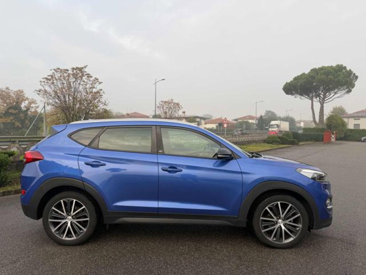 Hyundai Tucson 2.0 CRDi 4WD aut. Comfort (4)