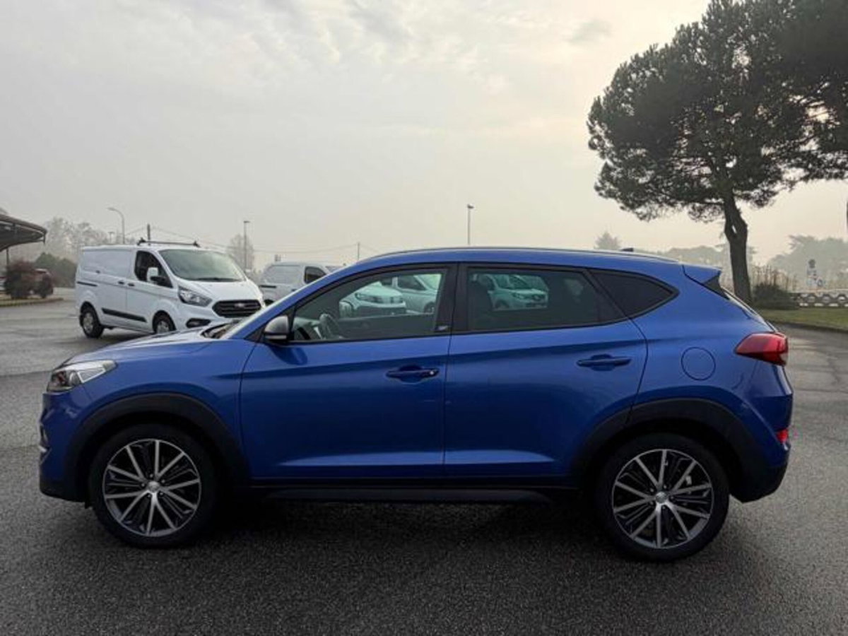 Hyundai Tucson 2.0 CRDi 4WD aut. Comfort (8)