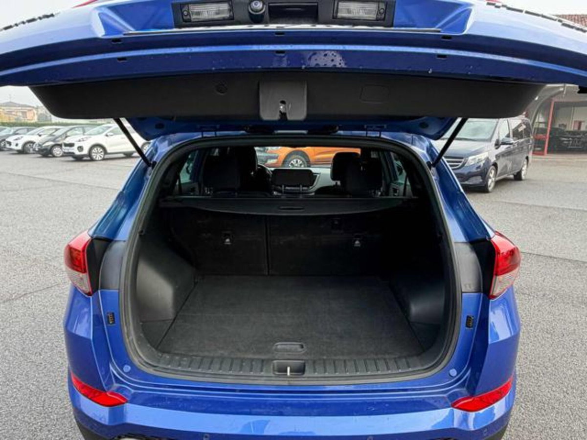 Hyundai Tucson 2.0 CRDi 4WD aut. Comfort (9)