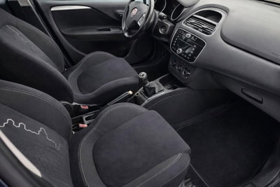 Fiat Punto 1.4 8V 5 porte Easypower Lounge (10)