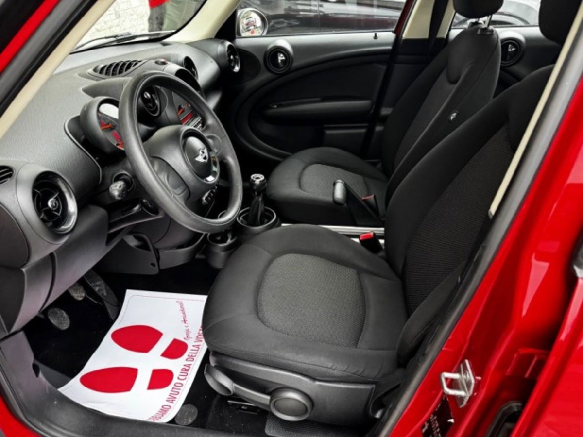 MINI Mini Countryman 1.6 Cooper D Countryman (14)