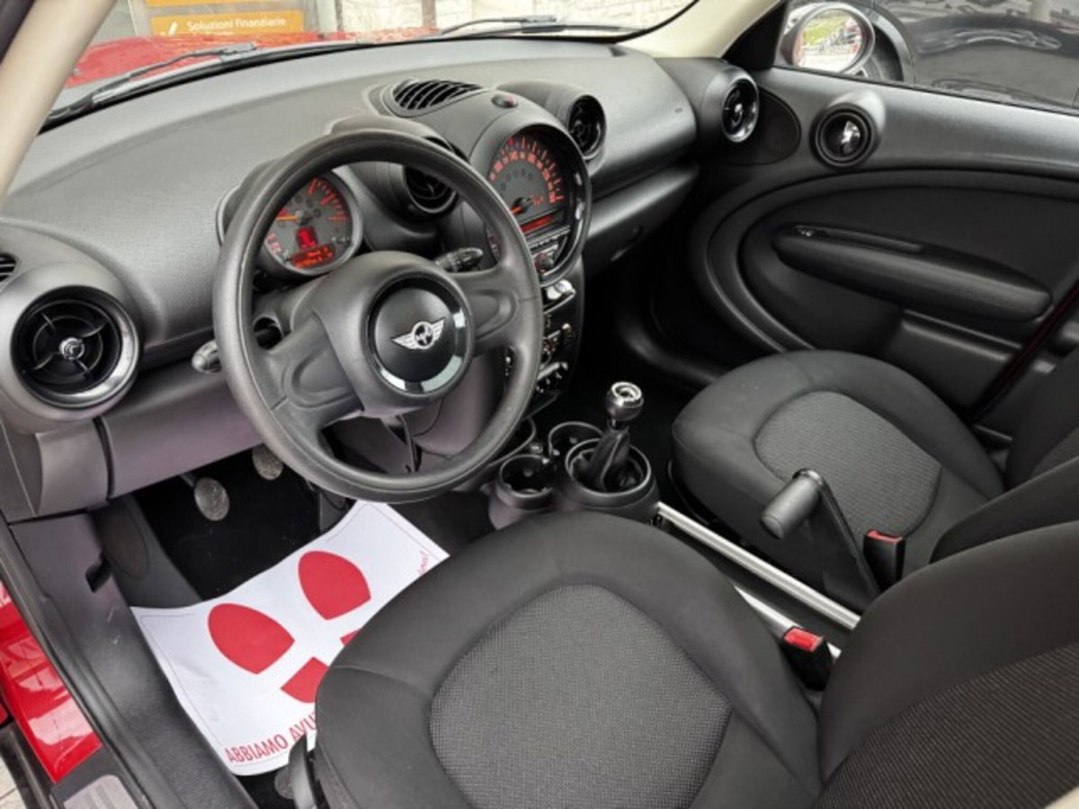 MINI Mini Countryman 1.6 Cooper D Countryman (16)