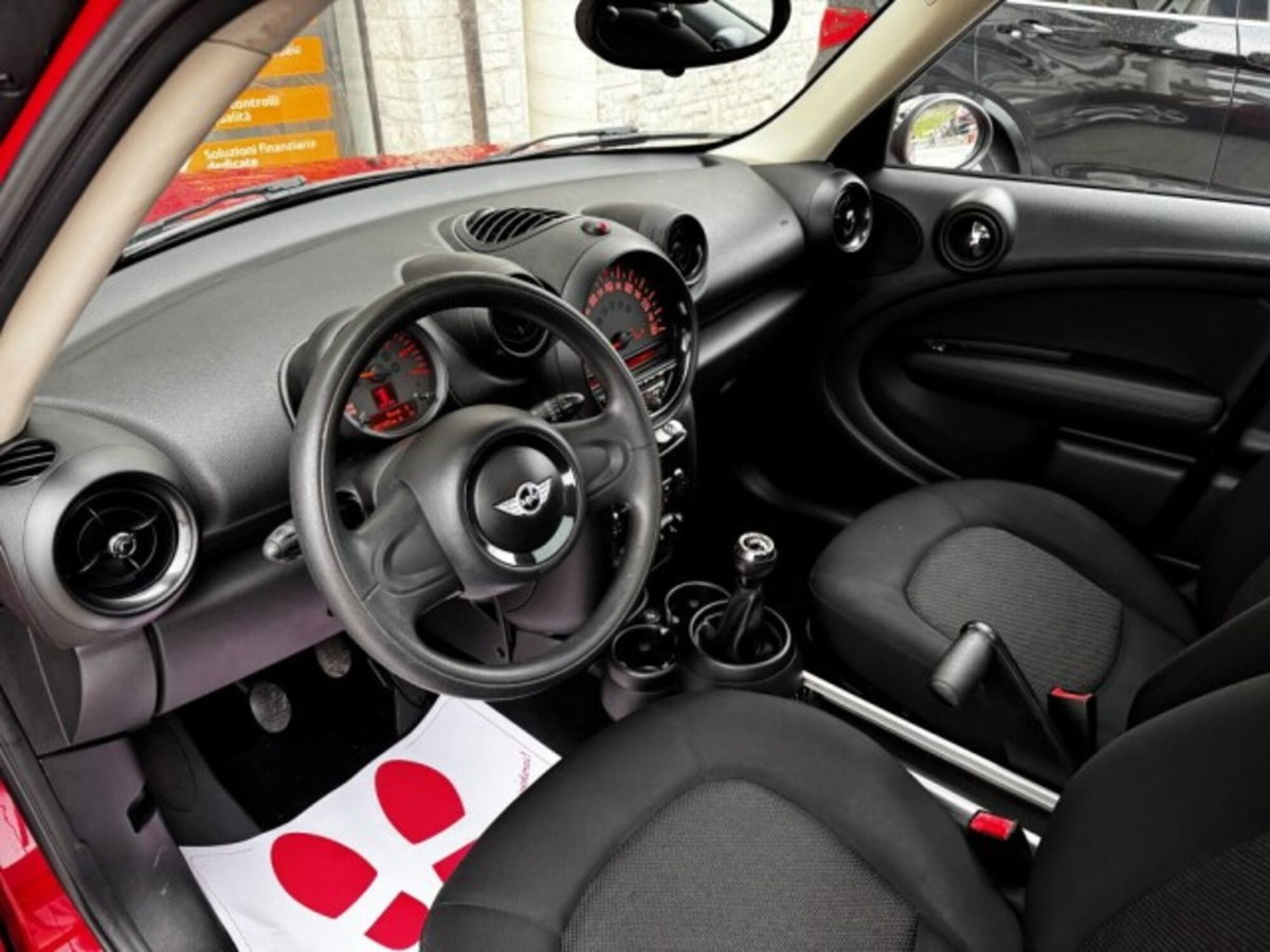 MINI Mini Countryman 1.6 Cooper D Countryman (19)