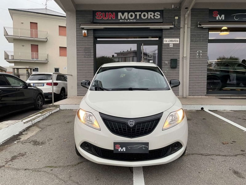 Lancia Ypsilon 1.0 FireFly 5 porte S&S Hybrid Silver Plus