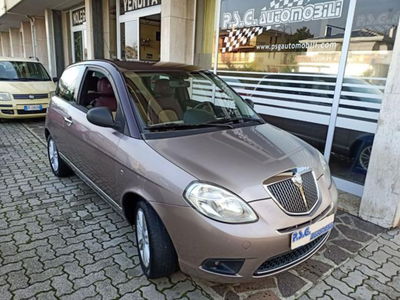 Lancia Ypsilon 1.2 E-Collection usata
