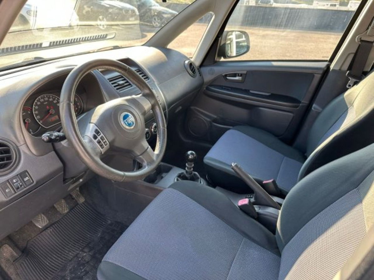 Fiat Sedici 1.9 MJT 4x4 Dynamic (7)