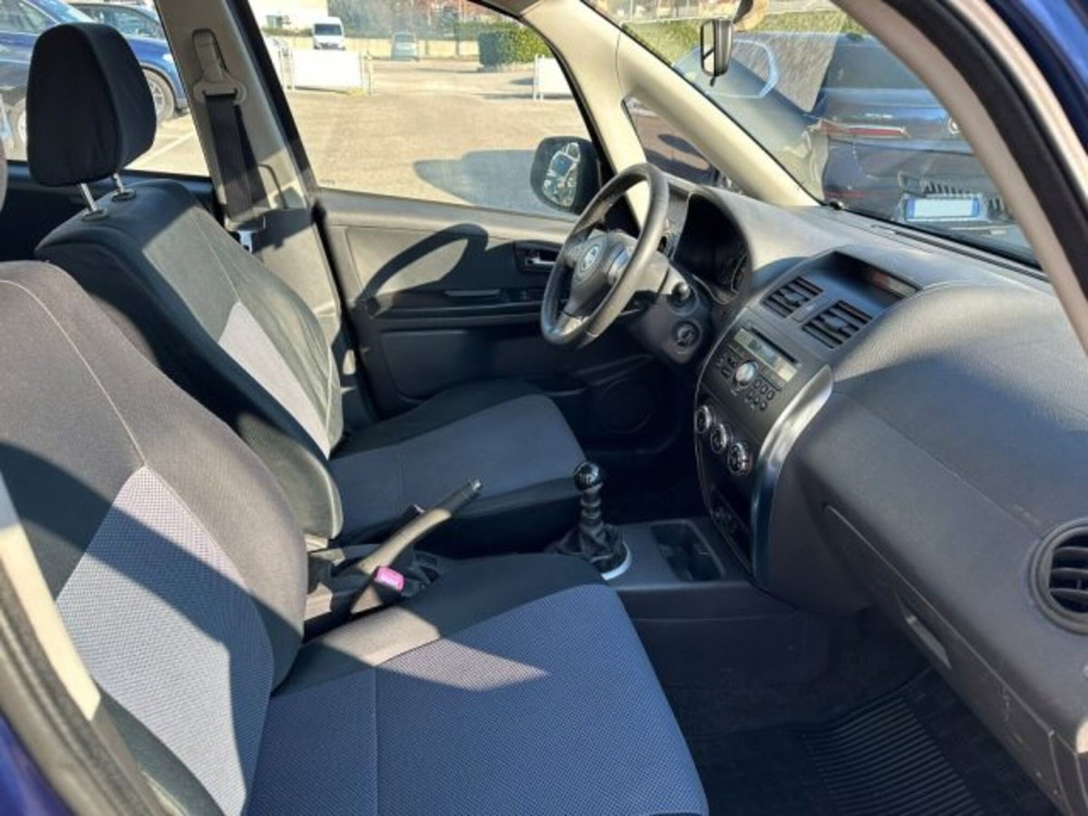 Fiat Sedici 1.9 MJT 4x4 Dynamic (8)